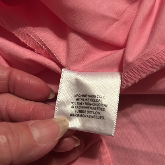 Basic Editions Large Pink Sleeveless Button Down Shirt - Picture 4 of 4